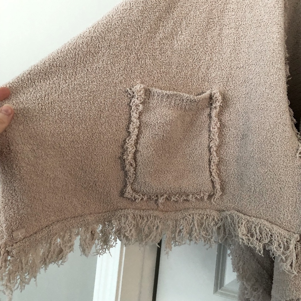 Barefoot Dreams Cozy Chic Fringe Poncho Shawl Beige - Picture 4 of 10